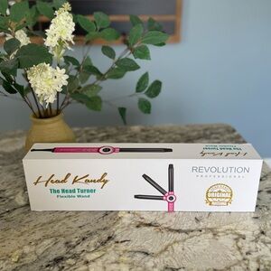 Brand new Head Kandy The Head Turner Flexible Wand by Revolution Sealed MSRP $99